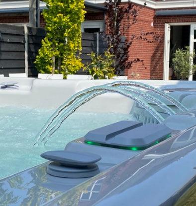 Hotspring highlife envoy model 2023 te breda
