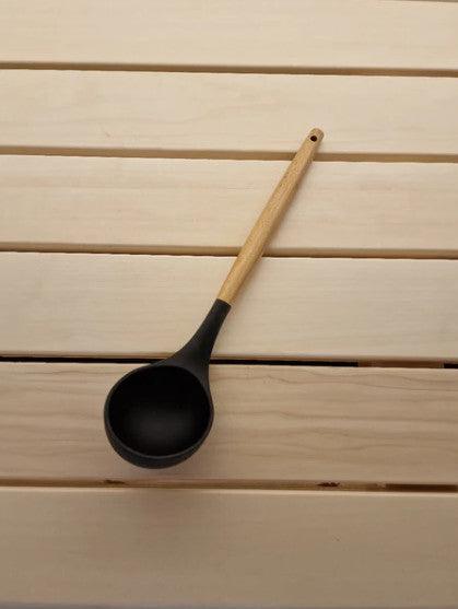 Sauna opgietlepel hout