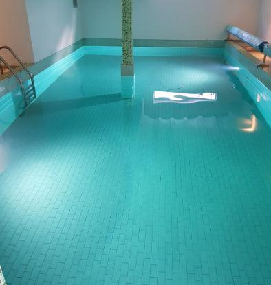 Upgraden verlichting zwembad