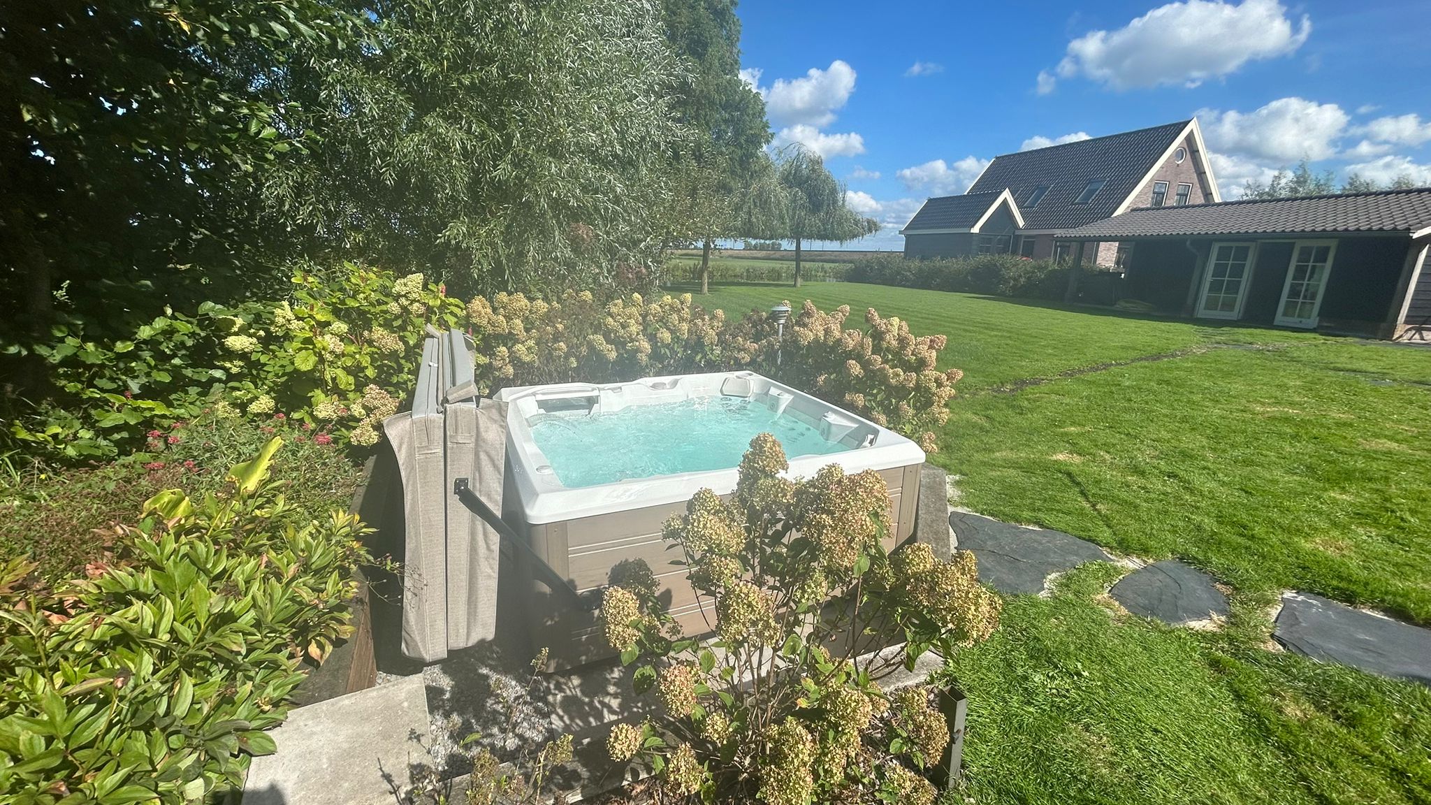 HotSpring Spa Highlife Grandee in Hoorn