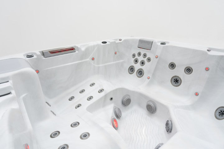 Aquasolus Cascade HotTub