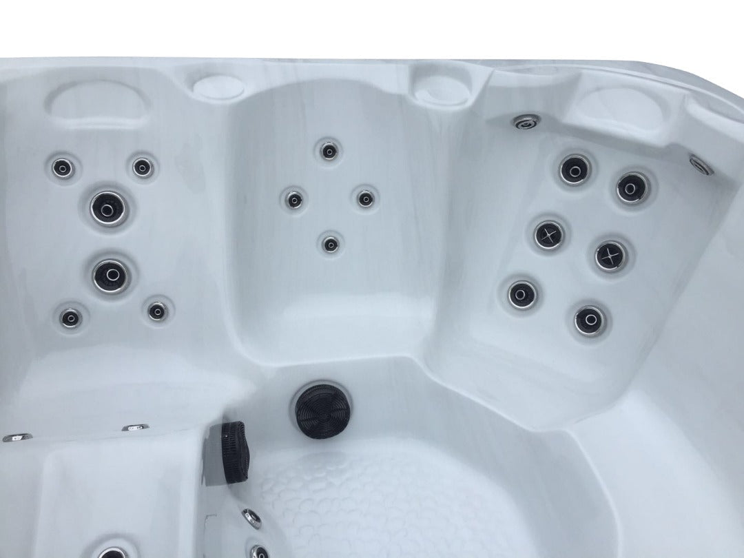 Platinum Spas Holiday Let 5 <br/> (40 jets / 1 lounge)
