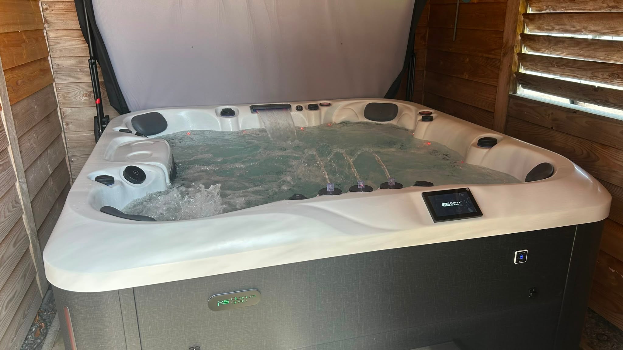 Platinum Spas Luxury Sicily te Zwaag