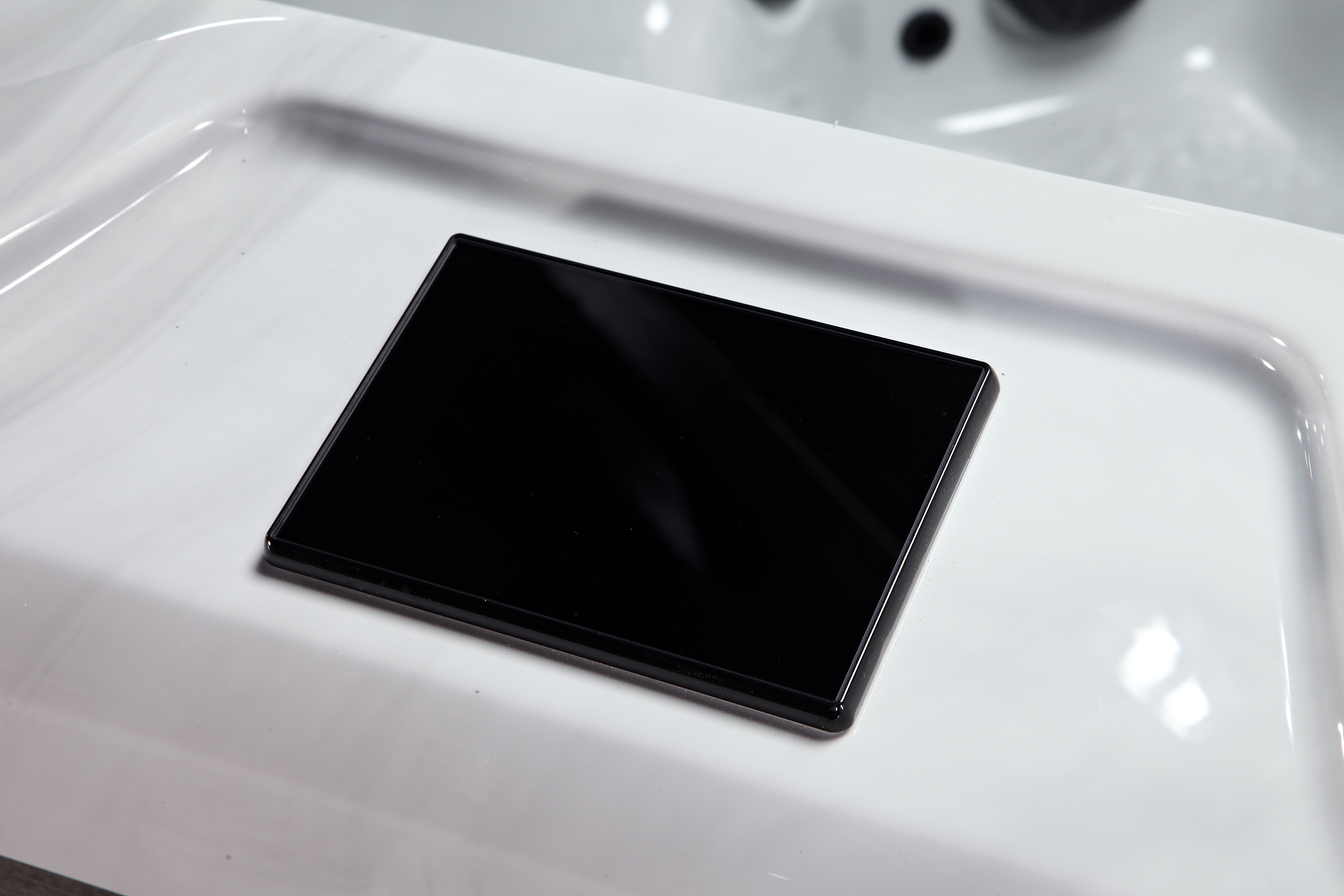 Platinum Spas Premium Maximus <br/> (99 jets / 1 lounge)