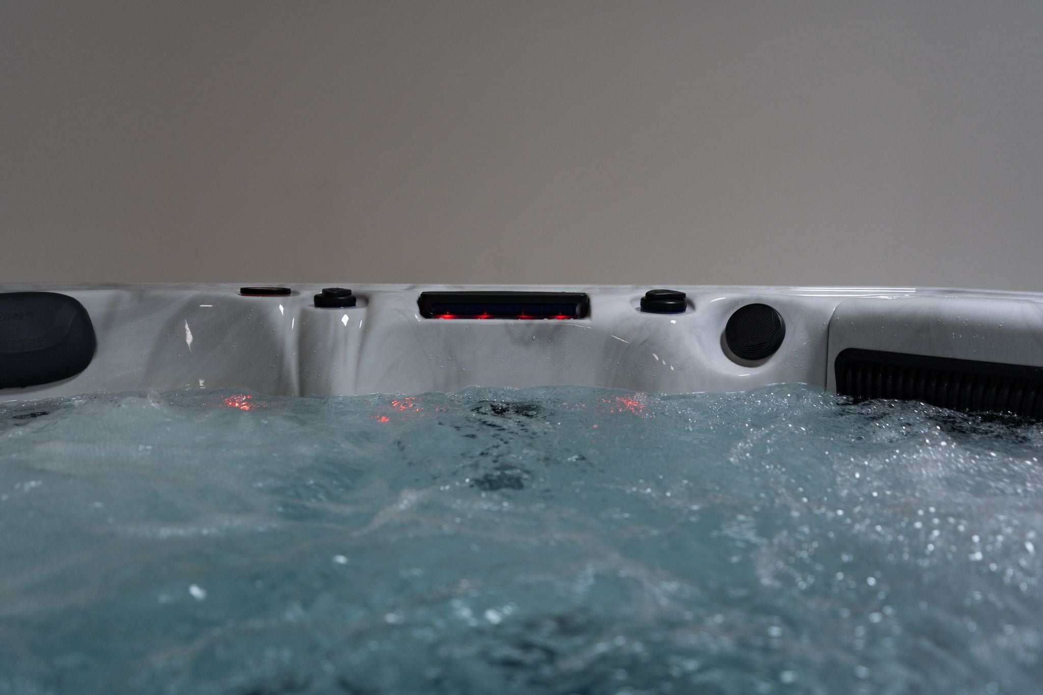 Platinum Spas Premium Santorini <br/> (52 jets / 1 lounge)