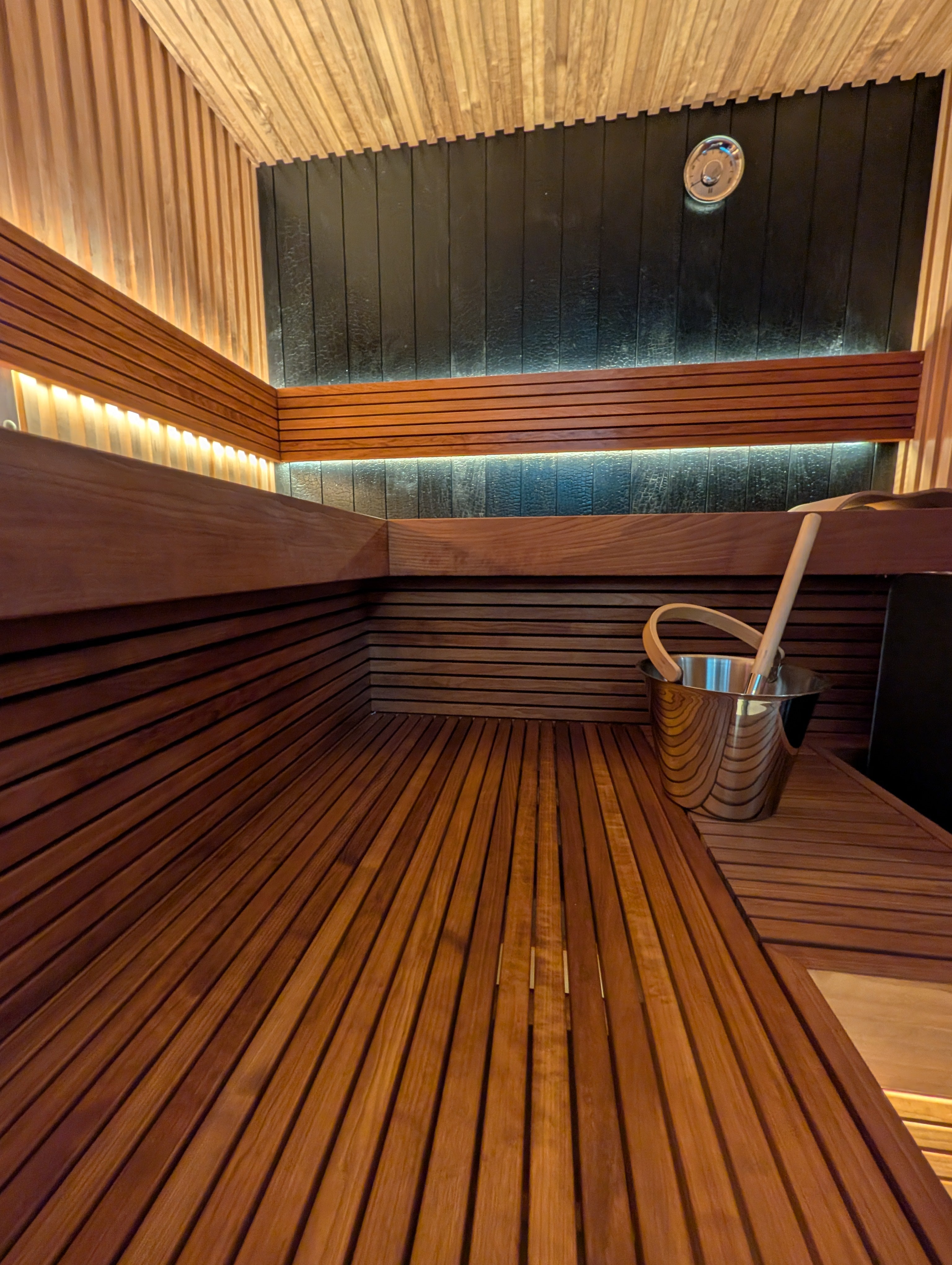 Auroom Sauna te Maasland