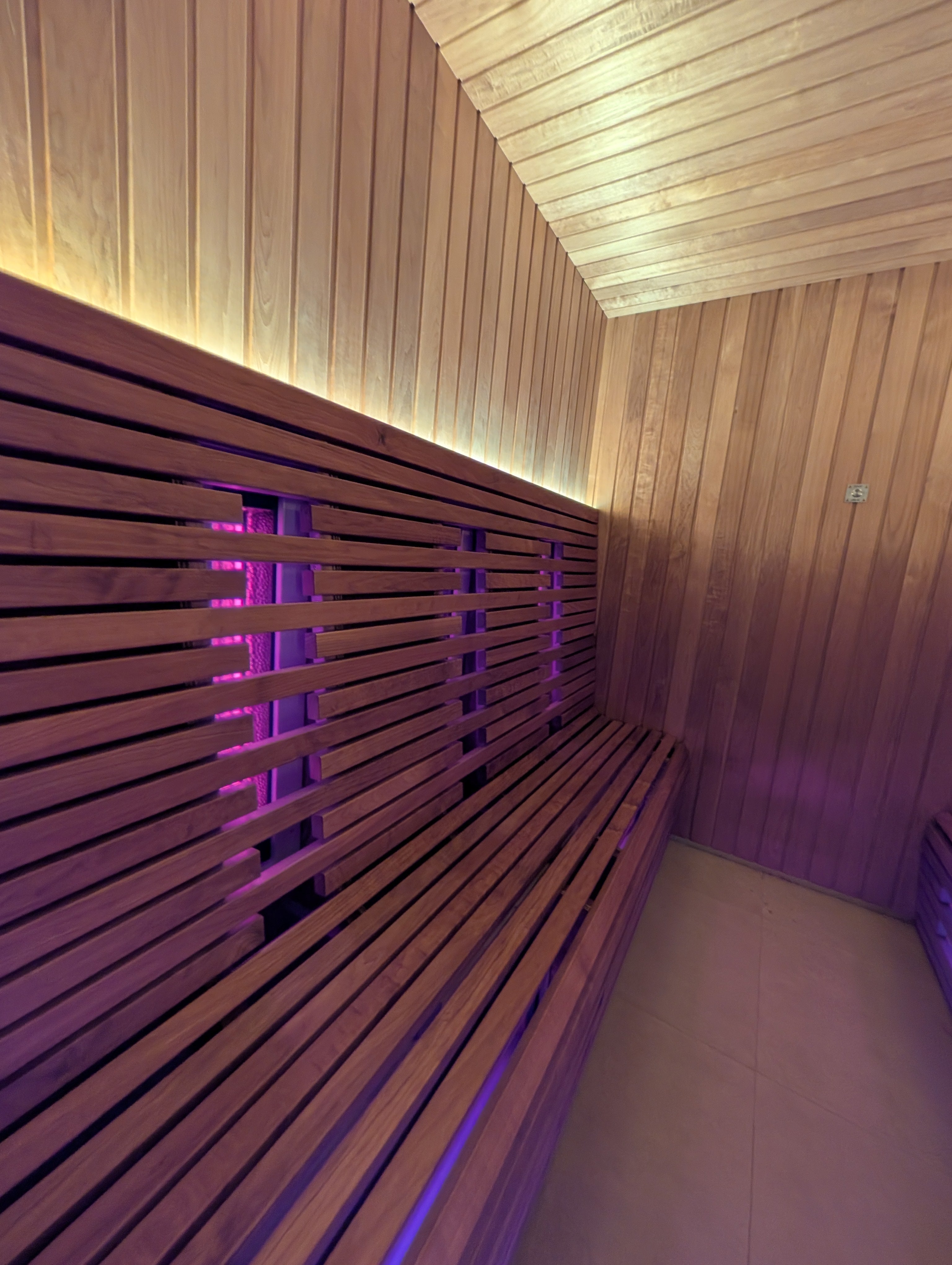 Auroom Infrarood sauna's SportCity Babylon Den Haag