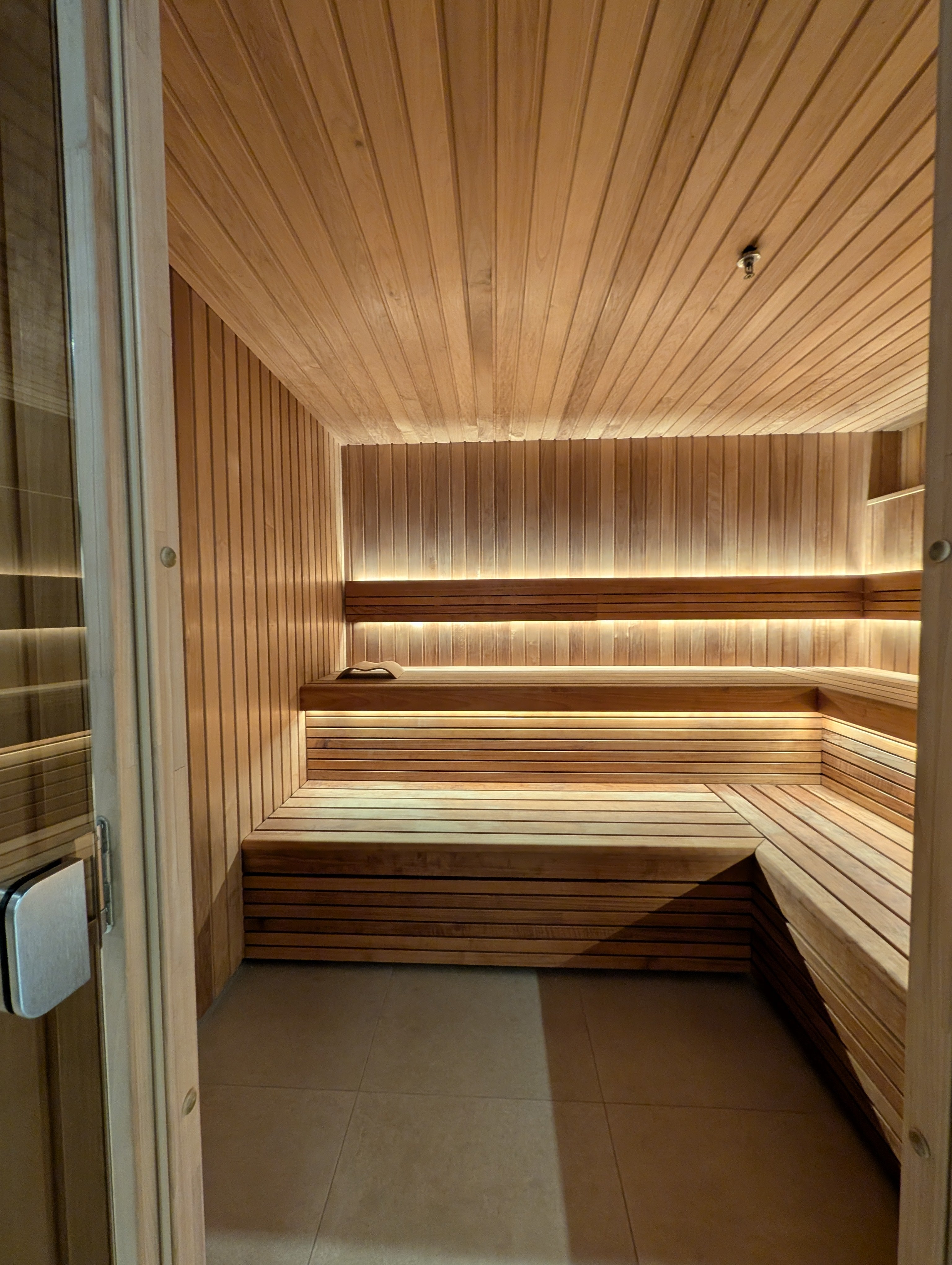 HotSpring Spa Highlife Grandee in Hoorn