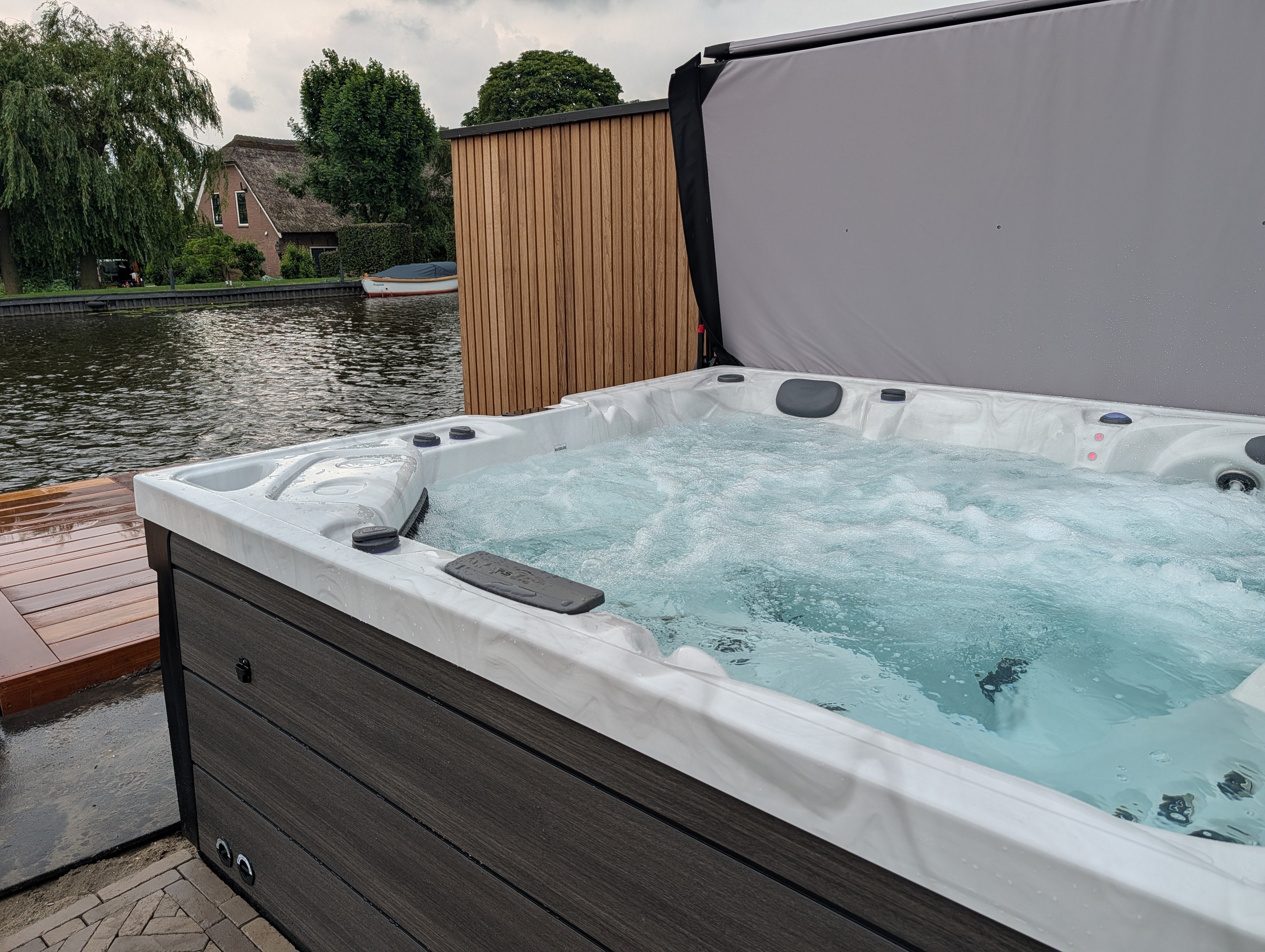 Platinum Spa Premium Onyx te Hoogmade