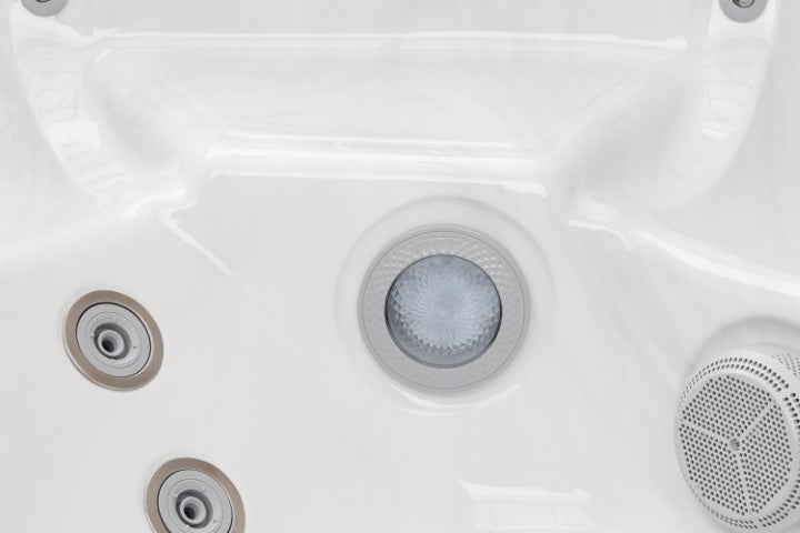 Aquasolus Zenith HotTub