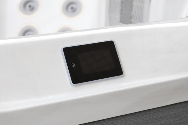 Aquasolus Zenith HotTub