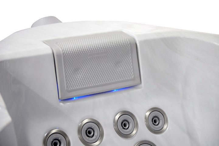 Aquasolus Serenity HotTub