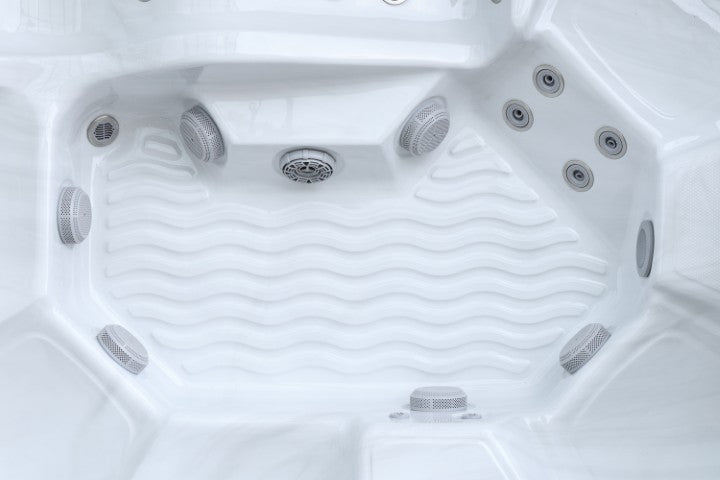 Aquasolus Zenith HotTub