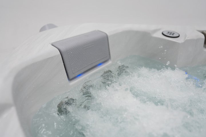 Aquasolus Solstice HotTub