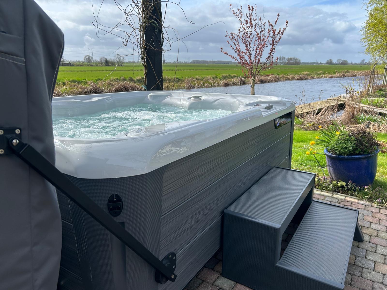 Spa HotSpring Highlife Grandee à Hoorn