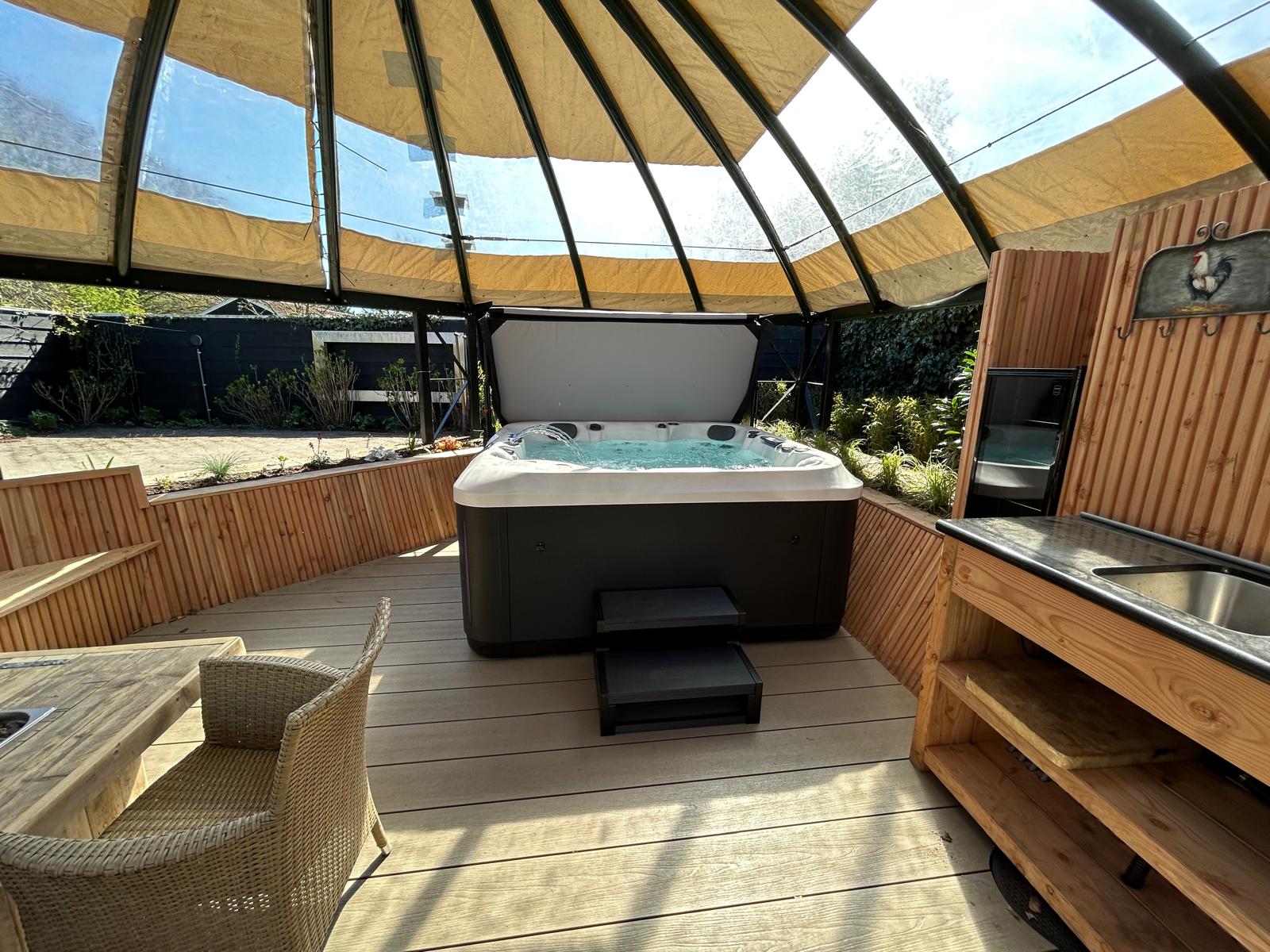 Spa HotSpring Highlife Grandee à Hoorn