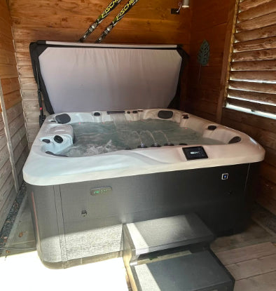 Platinum Spas Luxury Sicily te Zwaag