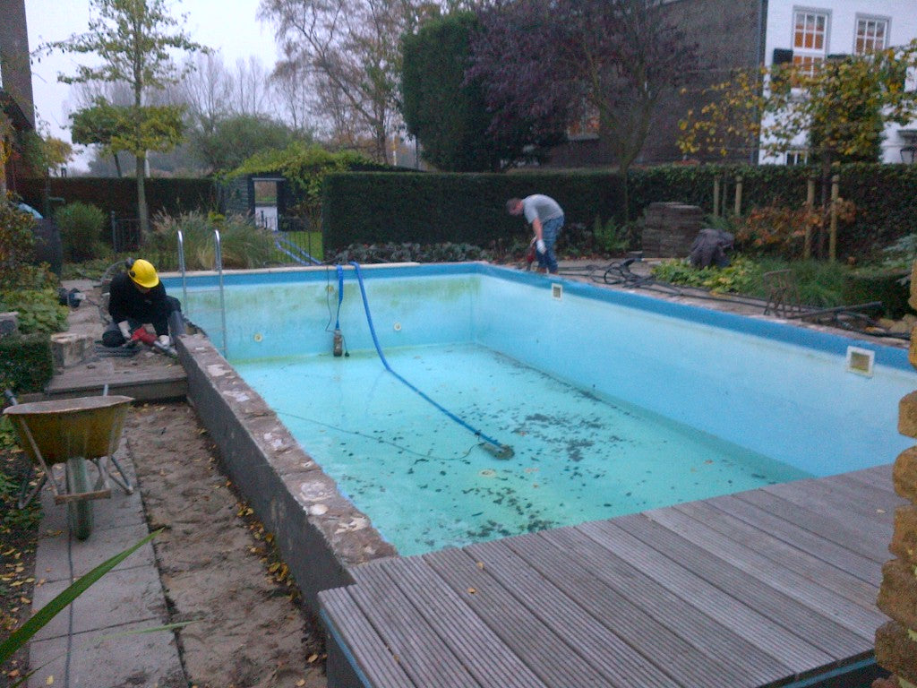 Vernieuwing zwembad te Warmond